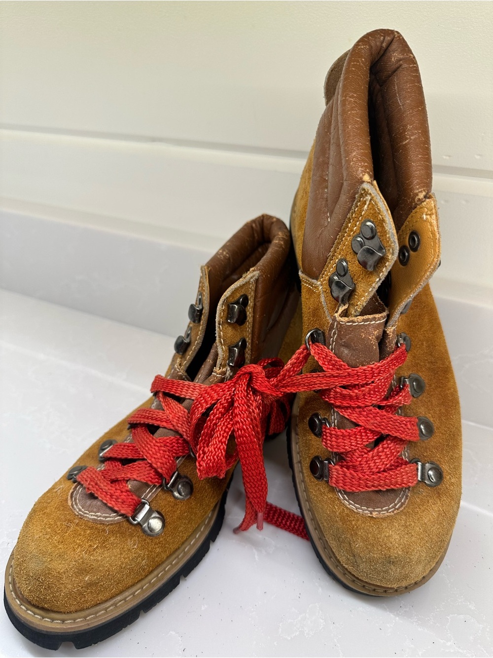 Vintage Montgomery Ward Leather Hiking Boots Size 7B